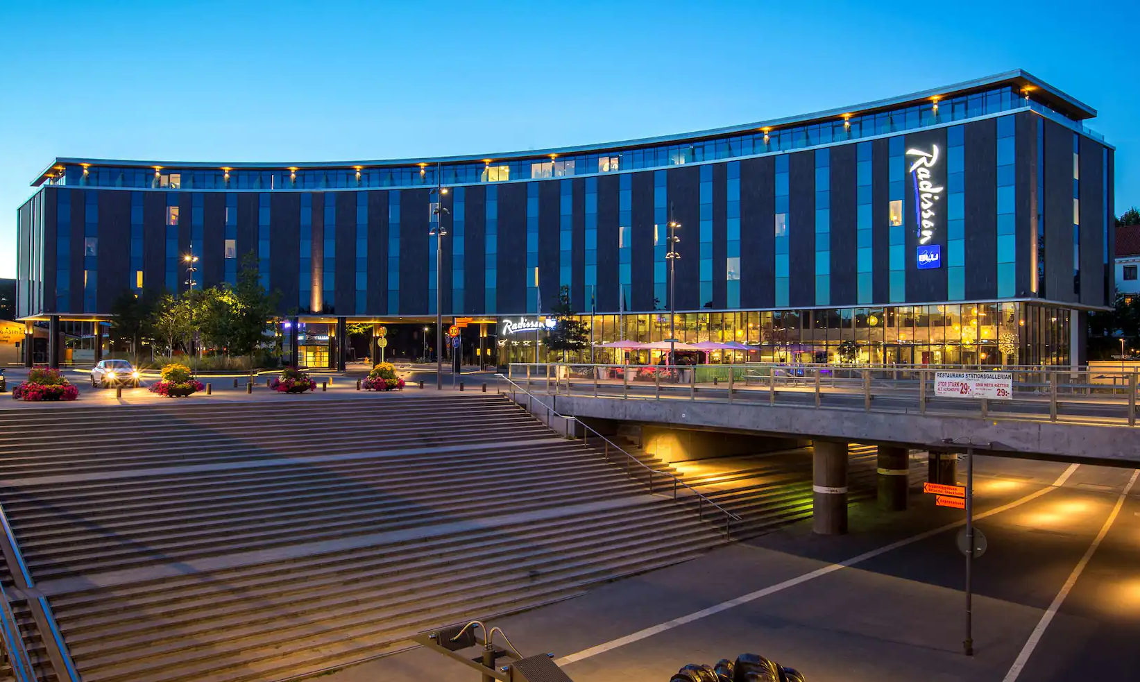 Picture of the building, Radisson Blu. Bridge and staires.